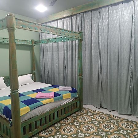 Lavish Exotic Hotel & Apartments Арамболь Экстерьер фото